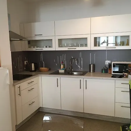 Apartment Allure